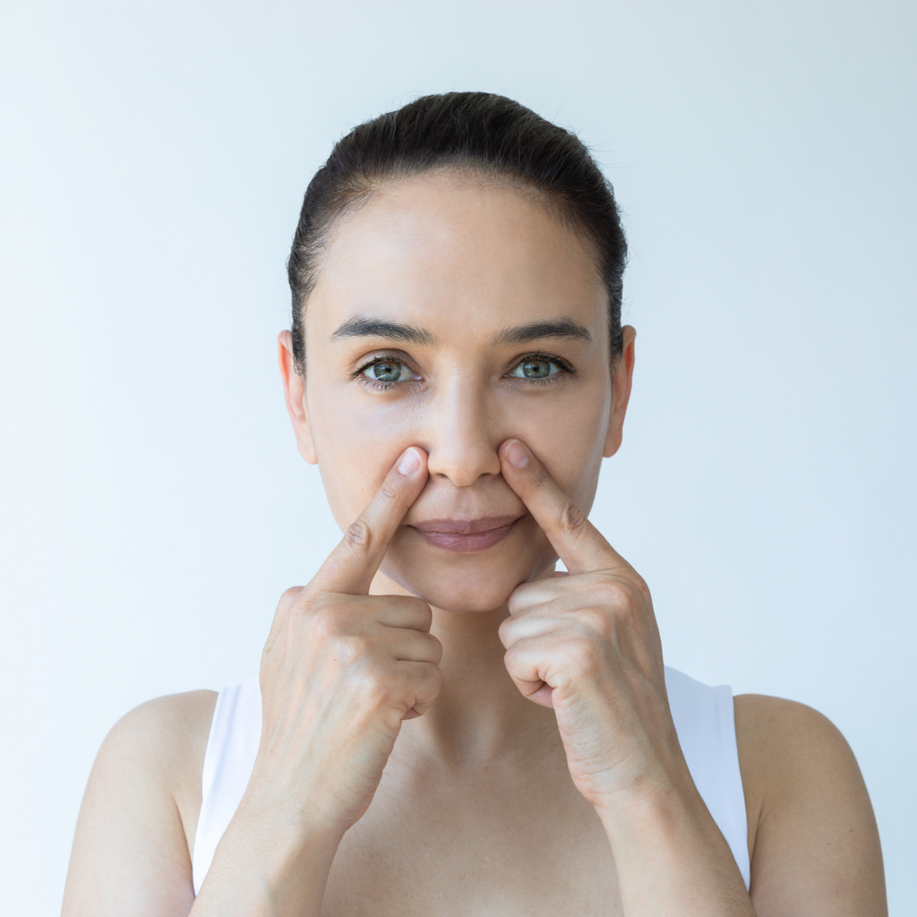 Keep People Guessing Your Age By Doing Facial Yoga